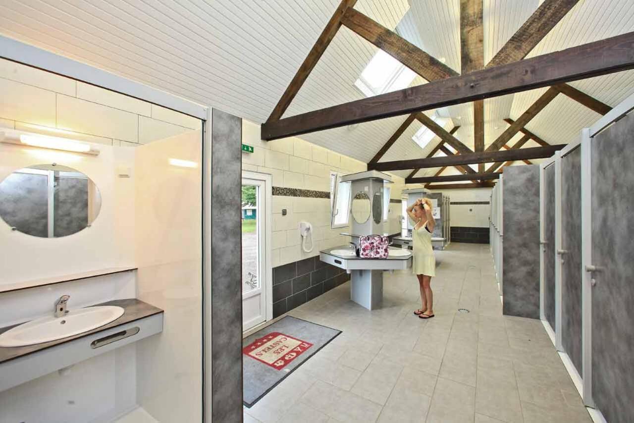 Planete Mobil Homes - Chateau De Galinee Сен-Каст-ле-Гильдо Экстерьер фото